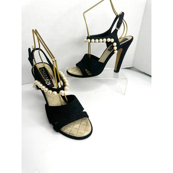 Chanel Black Grosgrain Faux Pearl Sandals EU 37.5 Luxury Designer Slide Sandals - Picture 2 of 12